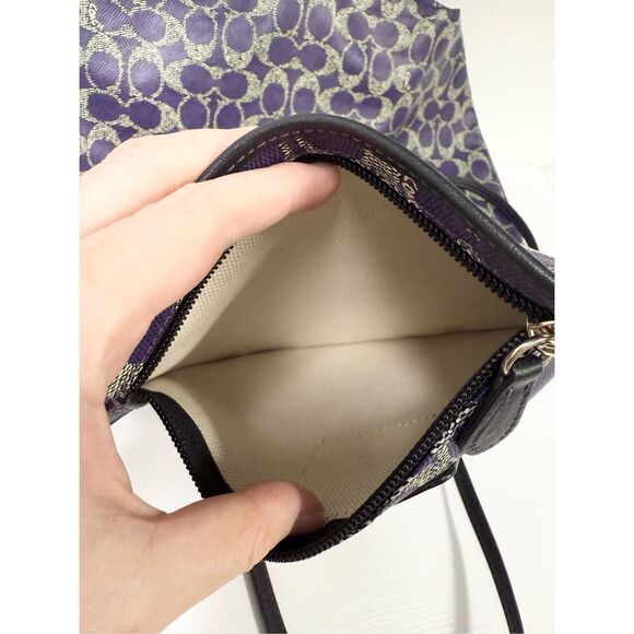 Coach Signature Coated Canvas Taxi Zip Top Tote Style 33504 Violet Purple - Picture 11 of 14